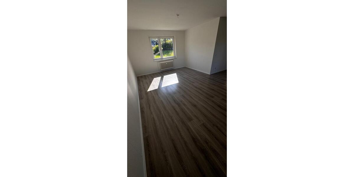 Erdgeschoßwohnung Bad Berleburg - 4 Zimmer, 98 m&sup2;, 760&euro; | Angebot:26564661