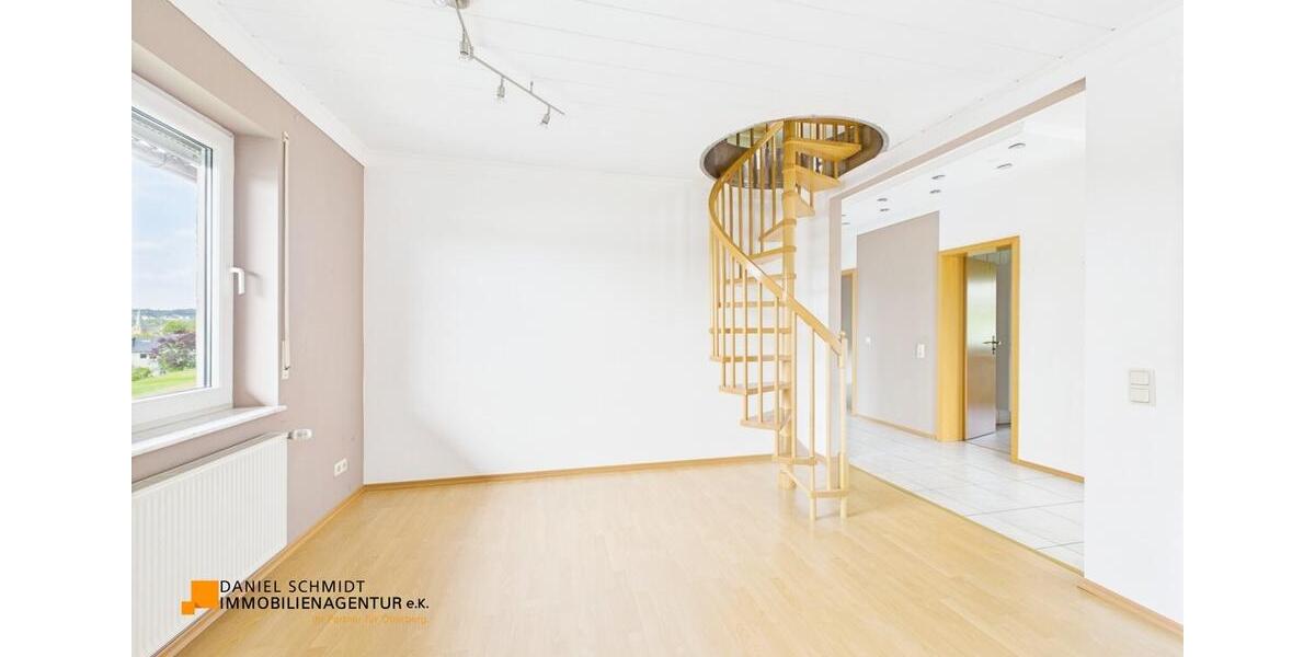 Etagenwohnung Waldbröl - 4 Zimmer, 109 m&sup2;, 1.350&euro; | Angebot:26003847