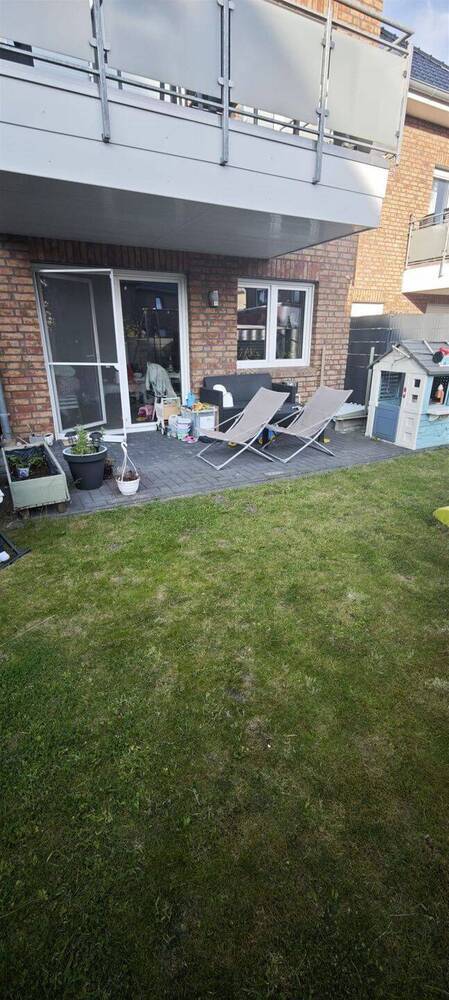 3-Zimmer Erdgeschoss Wohnung mit Küche und Garten!