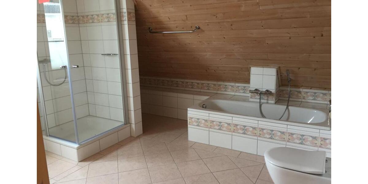 Dachgeschoßwohnung Brilon - 2 Zimmer, 69 m&sup2;, 650&euro; | Angebot:25660347