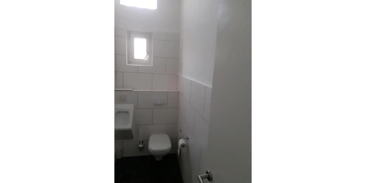 Etagenwohnung Leer (Ostfriesland) - 1 Zimmer, 75 m&sup2;, 390&euro; | Angebot:26120290