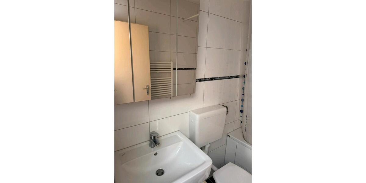 Etagenwohnung Garbsen - 3 Zimmer, 63 m&sup2;, 1.025&euro; | Angebot:26696472