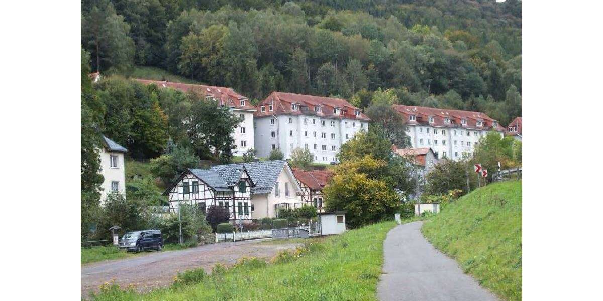 Etagenwohnung Ruhla - 2 Zimmer, 52 m&sup2;, 325&euro; | Angebot:15773862