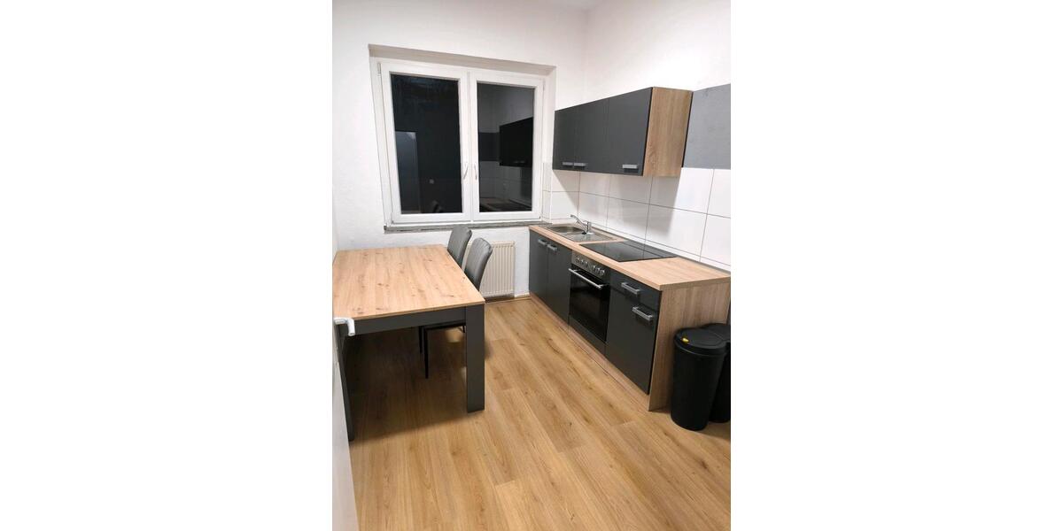 Etagenwohnung Essen Stadtbezirk V - 1 Zimmer, 80 m&sup2;, 385&euro; | Angebot:24720306