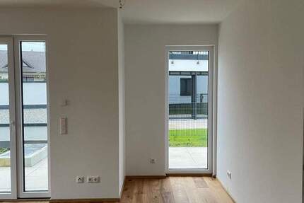 Wohnung Dinkelscherben - 3 Zimmer, 92 m&sup2;, 1.104&euro; | Angebot:26768106