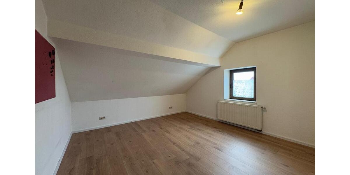 Etagenwohnung Gries - 3 Zimmer, 80 m&sup2;, 750&euro; | Angebot:24272108