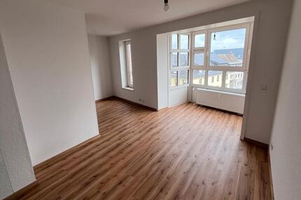 Wohnung Bremerhaven Mitte - 2.5 Zimmer, 50 m&sup2;, 700&euro; | Angebot:27653487