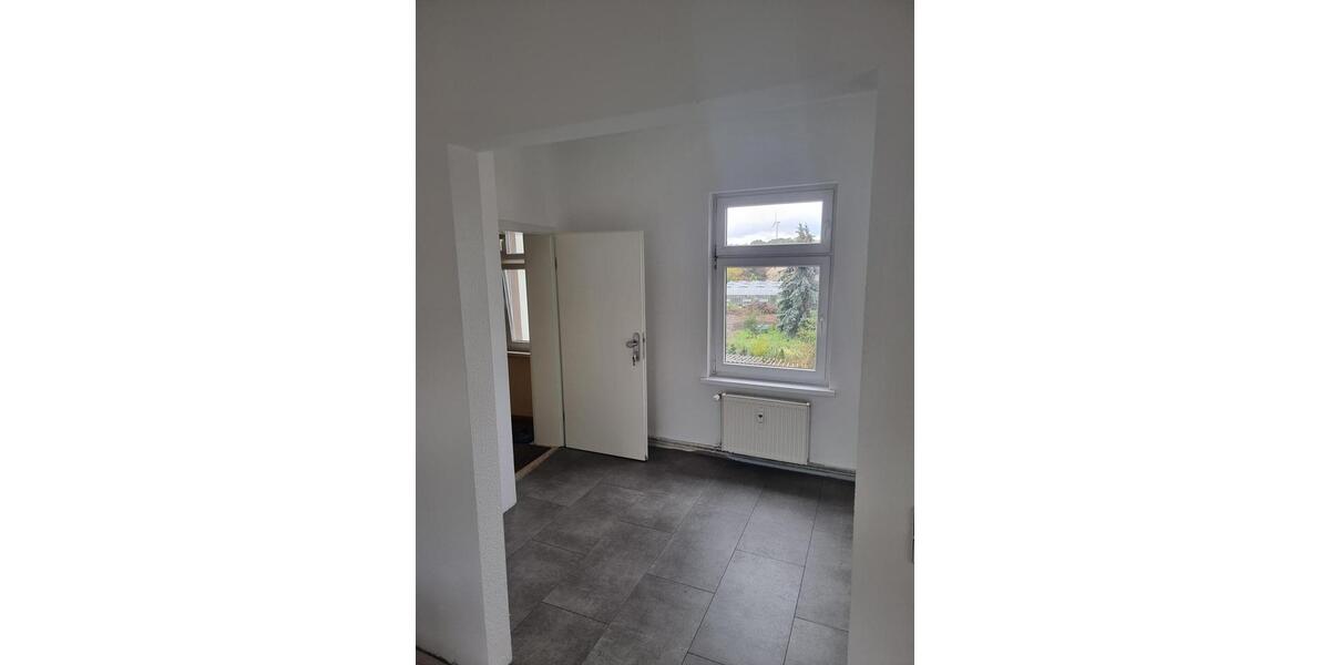 Etagenwohnung Ahrensfelde - 2 Zimmer, 35 m&sup2;, 380&euro; | Angebot:25855428