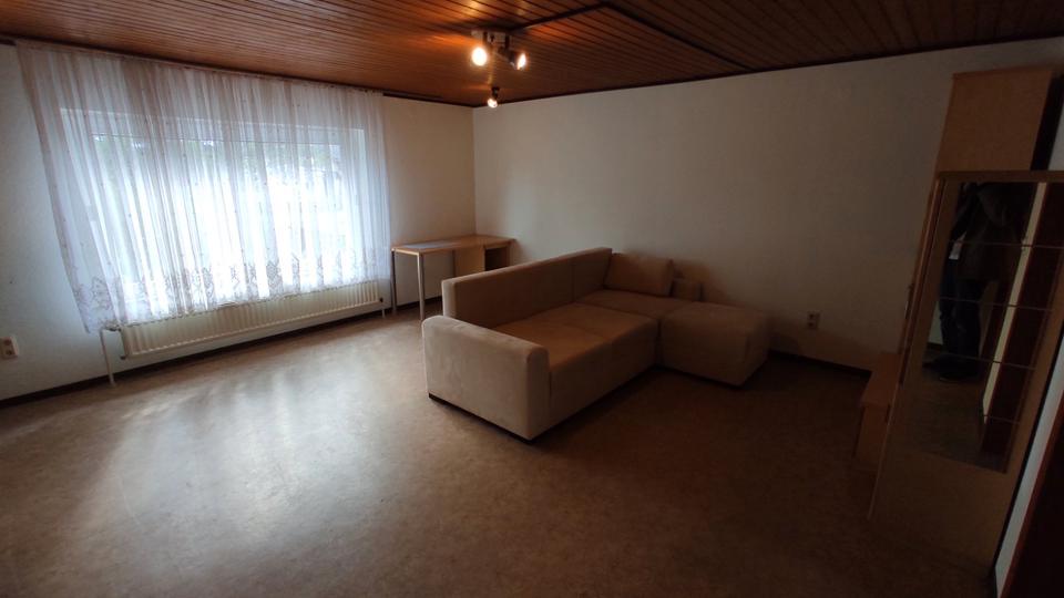 Etagenwohnung Alsfeld - 1.5 Zimmer, 45 m&sup2;, 300&euro; | Angebot:26670547
