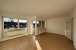 Etagenwohnung Bremerhaven Schiffdorferdamm - 3 Zimmer, 76 m&sup2;, 589&euro; | Angebot:26629317