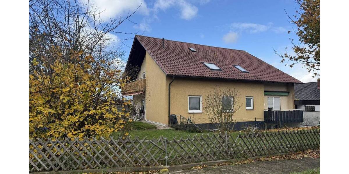 Etagenwohnung Kürnbach - 4 Zimmer, 120 m&sup2;, 1.175&euro; | Angebot:26291814