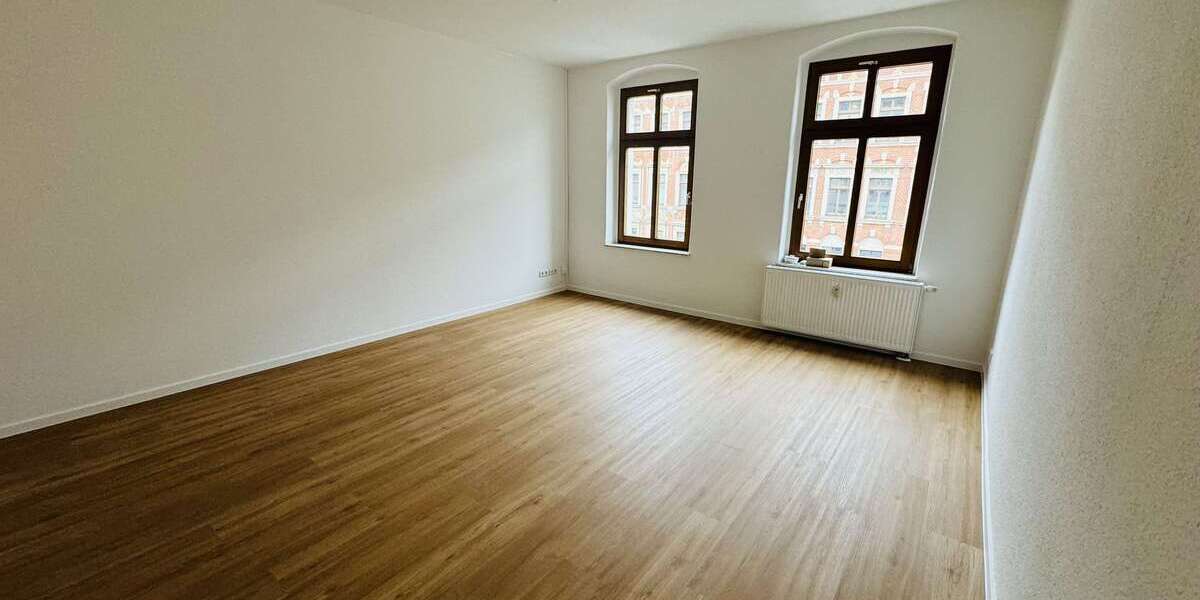 Etagenwohnung Hainichen - 3 Zimmer, 62 m&sup2;, 370&euro; | Angebot:26999879