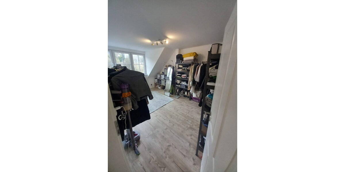 Etagenwohnung Pforzheim Dillweißenstein - 2 Zimmer, 70 m&sup2;, 780&euro; | Angebot:26703148