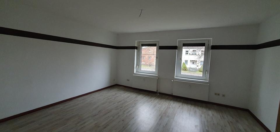 Erdgeschoßwohnung Prenzlau - 2 Zimmer, 65 m&sup2;, 370&euro; | Angebot:24739760