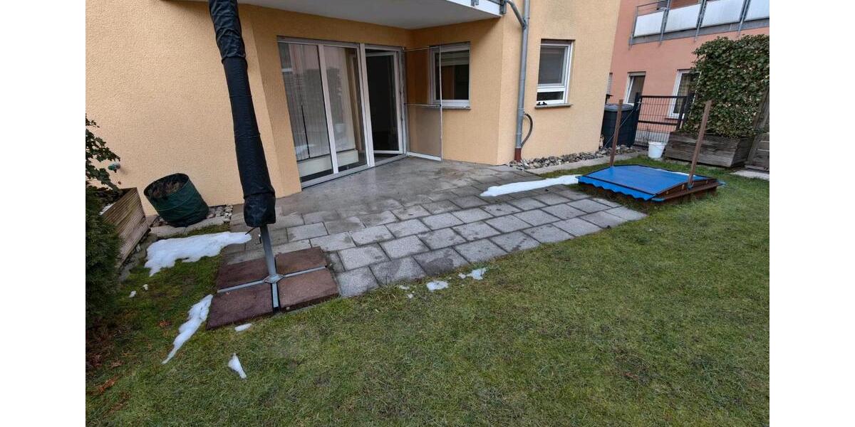 Erdgeschoßwohnung Backnang - 3.5 Zimmer, 78 m&sup2;, 1.100&euro; | Angebot:25178936