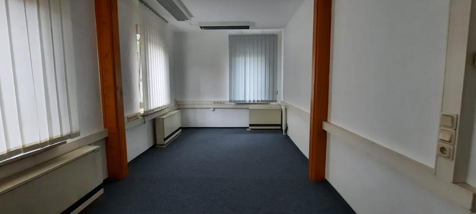 Gewerbeobjekt Riesa - 80&euro; | Angebot:26623882