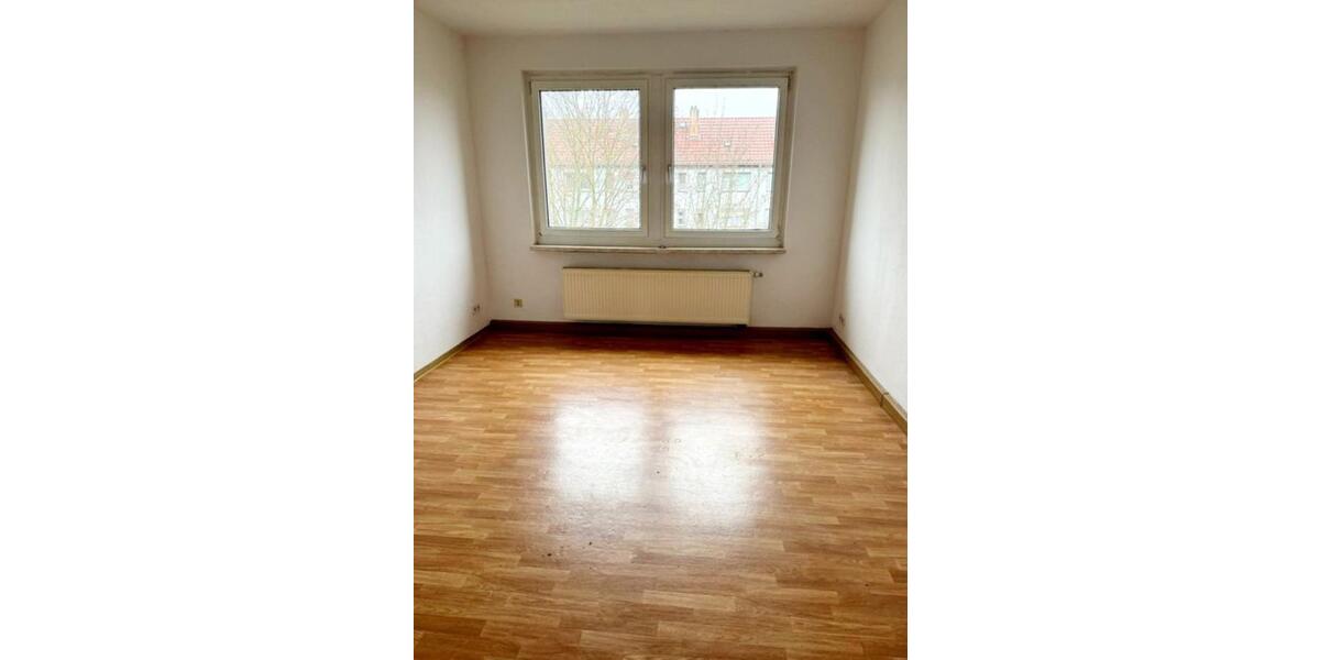 Etagenwohnung Frohburg - 2 Zimmer, 48 m&sup2;, 240&euro; | Angebot:24568759