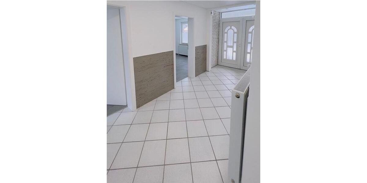 Etagenwohnung Edemissen - 2 Zimmer, 75 m&sup2;, 1.000&euro; | Angebot:24743449