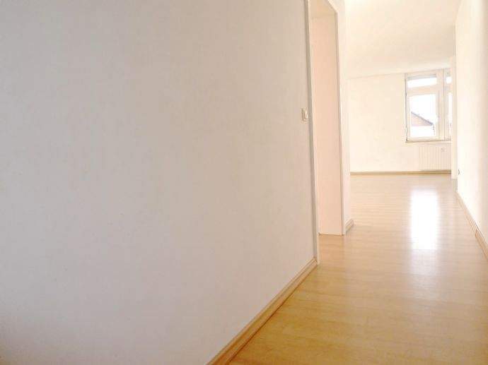Etagenwohnung Nürnberg Eibach - 3 Zimmer, 98 m&sup2;, 1.300&euro; | Angebot:24916116