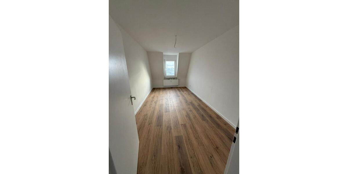 Etagenwohnung Fürth Südstadt - 3 Zimmer, 65 m&sup2;, 950&euro; | Angebot:25102123