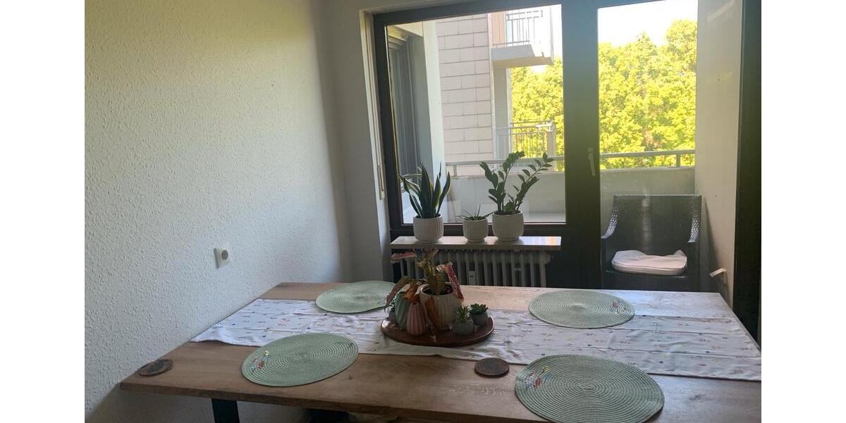 Wohnen auf Zeit Höchberg - 11.5 Zimmer, 89 m&sup2;, 350&euro; | Angebot:26399907