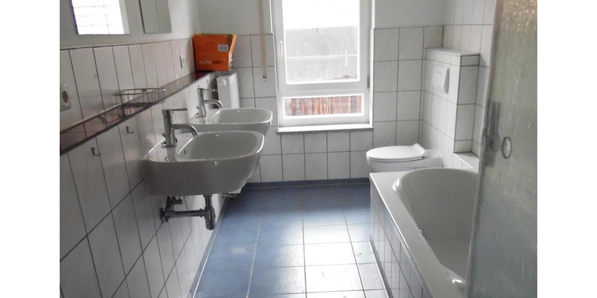 Einfamilienhaus Vilgertshofen - 5 Zimmer, 180 m&sup2;, 1.700&euro; | Angebot:26343560