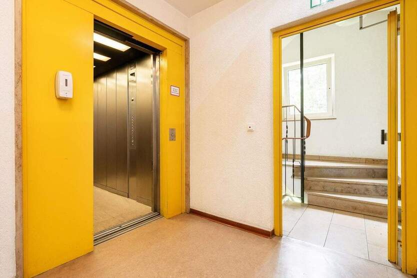 Komplett saniertes und vollausgestattest Premium-Apartment direkt an der RWTH! 1 zimmer