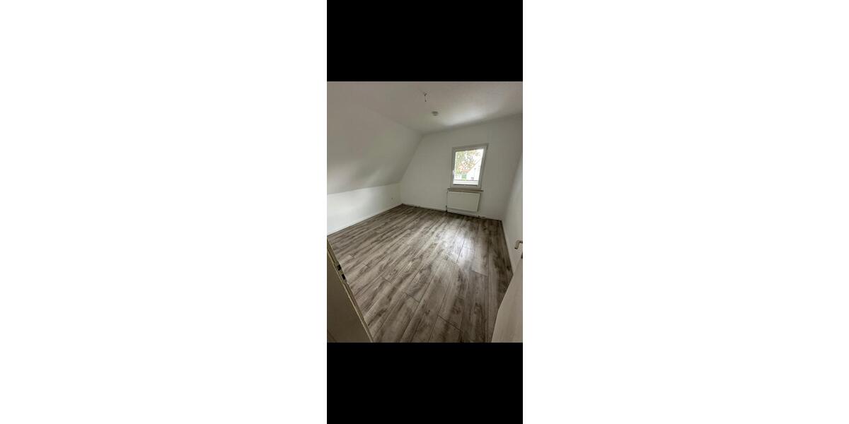 Wohnung in einem Haus 4 zimmer