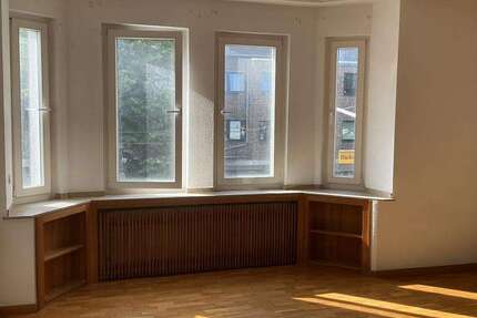 Wohnung Düsseldorf Unterrath - 3 Zimmer, 106 m&sup2;, 1.109&euro; | Angebot:26907435