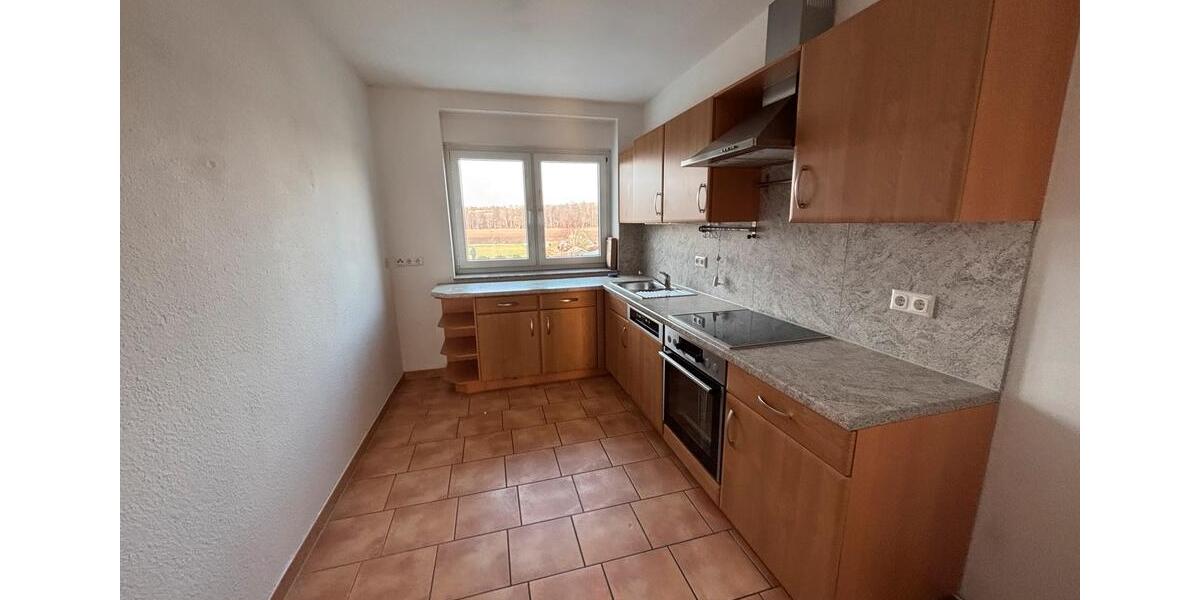 Etagenwohnung Wesendorf - 4 Zimmer, 90 m&sup2;, 880&euro; | Angebot:25980986