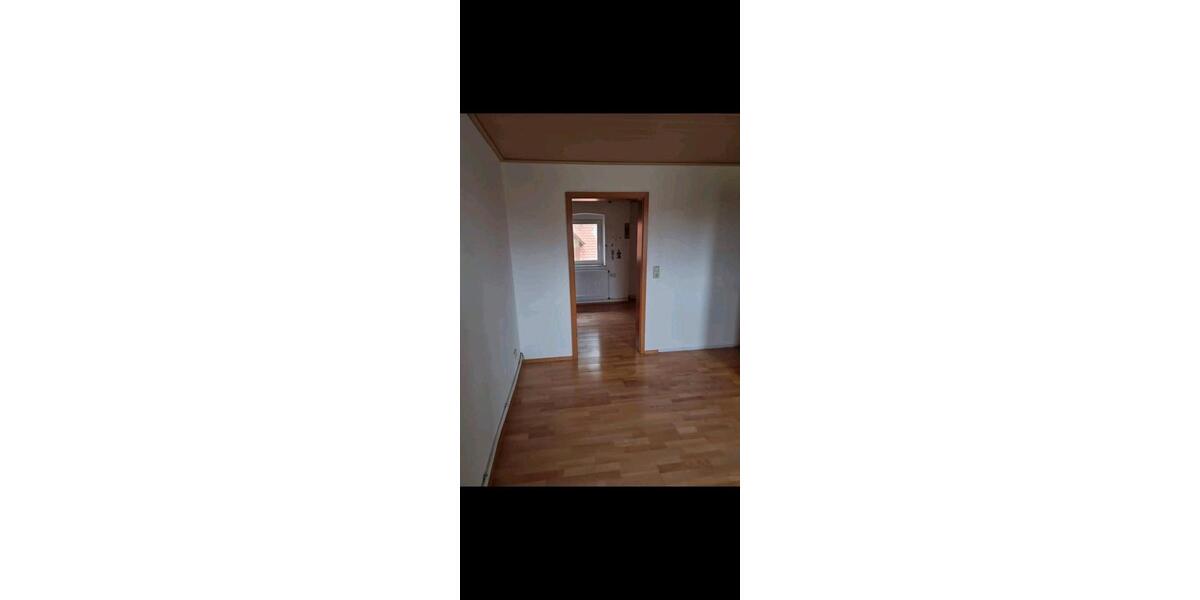 Doppelhaushälfte Schrozberg - 4 Zimmer, 84 m&sup2;, 700&euro; | Angebot:24645865