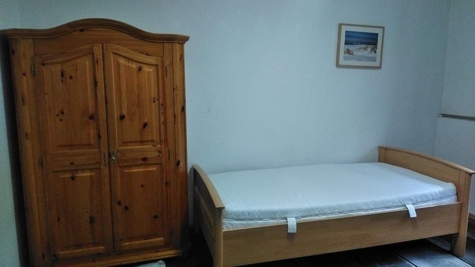 Gute Aussichten, beste Erreichbarkeit. Praktisches WG-Zimmer