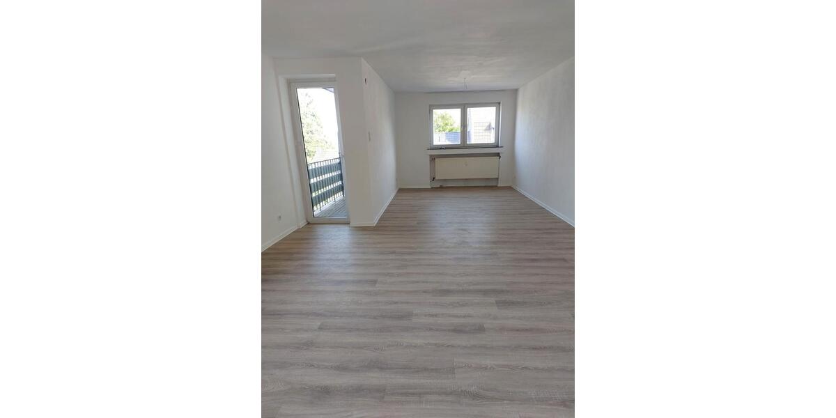 Etagenwohnung Stolberg (Rheinland) - 4 Zimmer, 90 m&sup2;, 490&euro; | Angebot:25178856