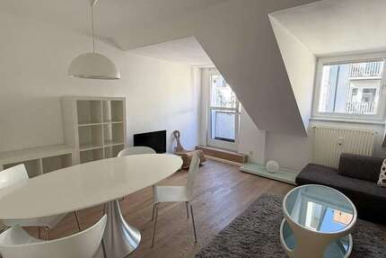 Wohnung München Au-Haidhausen - 3 Zimmer, 60 m&sup2;, 1.900&euro; | Angebot:25301202