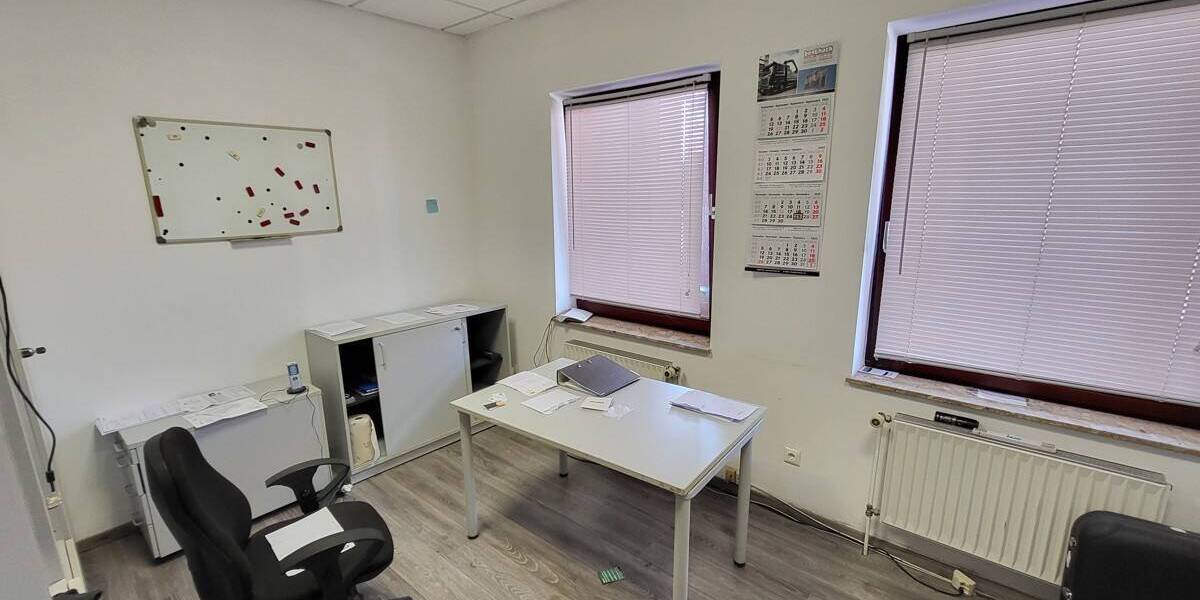 Gewerbeobjekt Lübeck / Sankt Lorenz Nord St. Lorenz Nord - 2 Zimmer, 73 m&sup2;, 1.300&euro; | Angebot:25670276