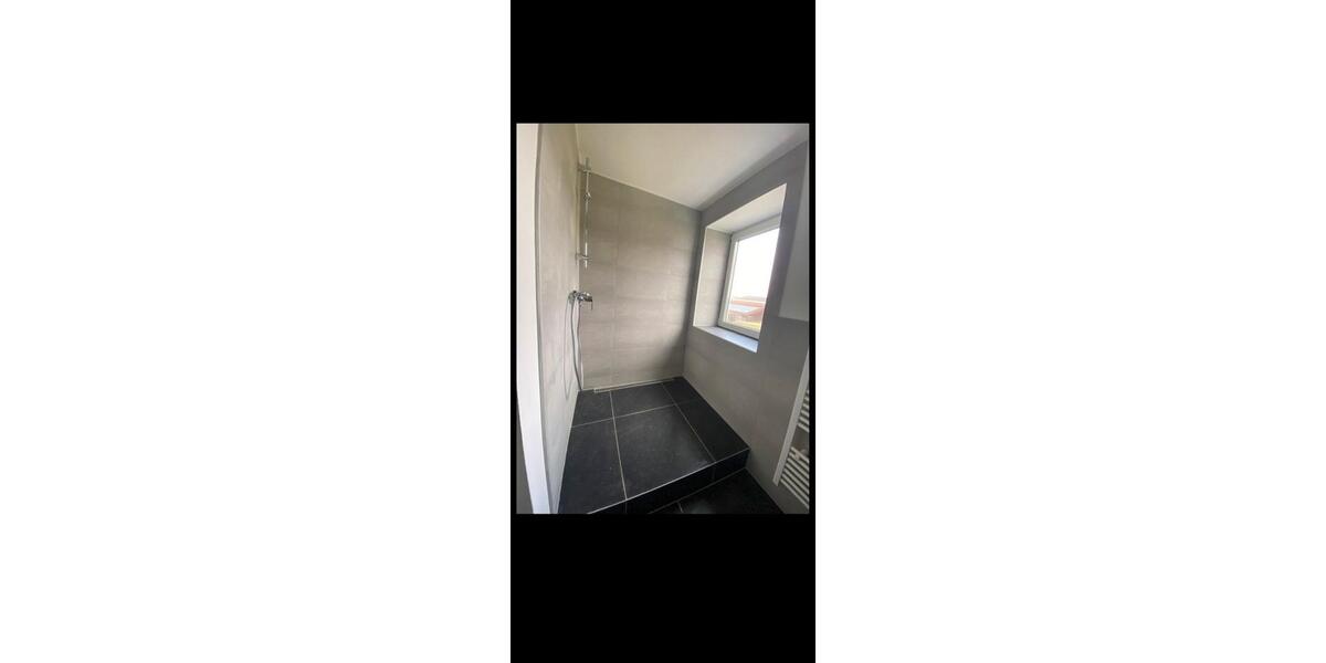 Etagenwohnung Neu-Ulm Burlafingen - 6 Zimmer, 150 m&sup2;, 2.950&euro; | Angebot:25379601