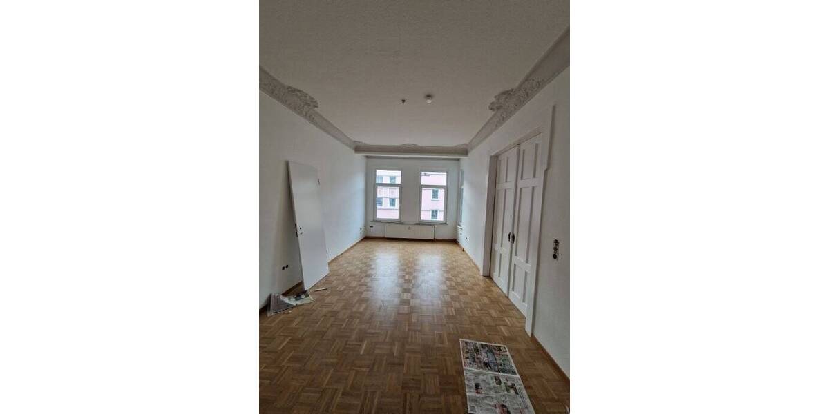 Sanierte 4-Zimmer-Wohnung mit Balkon in der Oststadt 4 zimmer