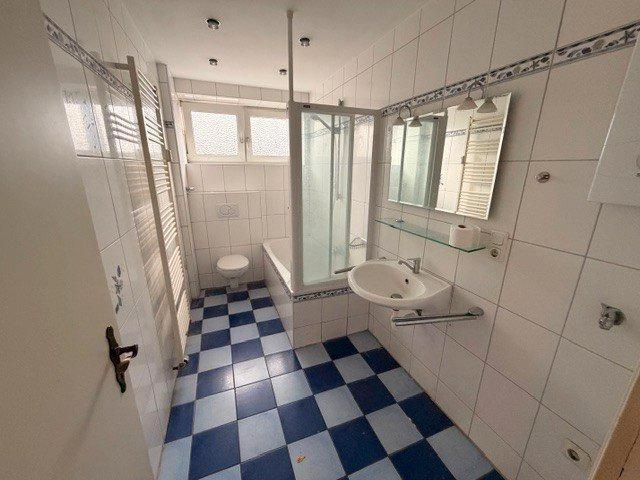Etagenwohnung Köln Nippes - 3 Zimmer, 94 m&sup2;, 1.460&euro; | Angebot:26197168