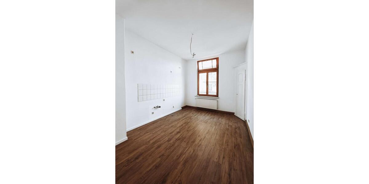 Etagenwohnung Zwickau Zwickau-Nord - 5 Zimmer, 162 m&sup2;, 1.050&euro; | Angebot:26427193