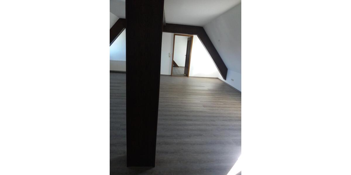 Dachgeschoßwohnung Annaberg-Buchholz Buchholz - 2 Zimmer, 81 m&sup2;, 350&euro; | Angebot:24535097