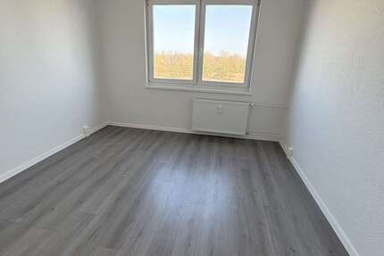 Wohnung Schwerin Gartenstadt - 4 Zimmer, 83 m&sup2;, 608&euro; | Angebot:25982514