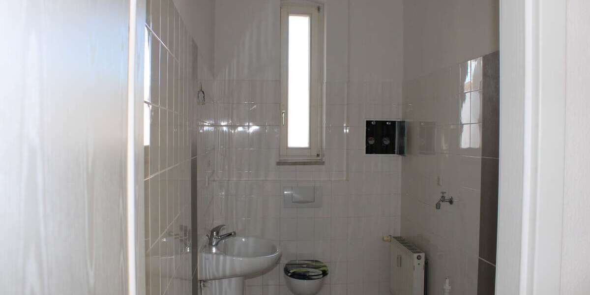 geräumige 3-Raum Wohnung mit Balkon & Badewanne * Einbauküche möglich - Appartement Magdeburg Stadtfeld Ost | Angebot:10094192