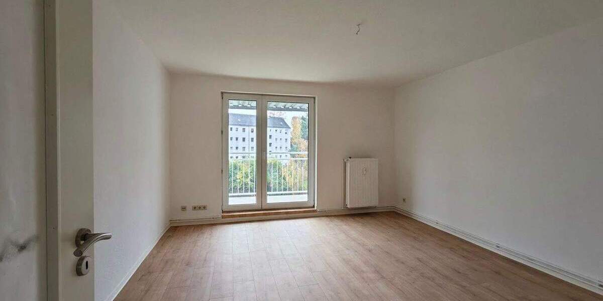Etagenwohnung Zeitz - 3 Zimmer, 60 m&sup2;, 341&euro; | Angebot:25070371