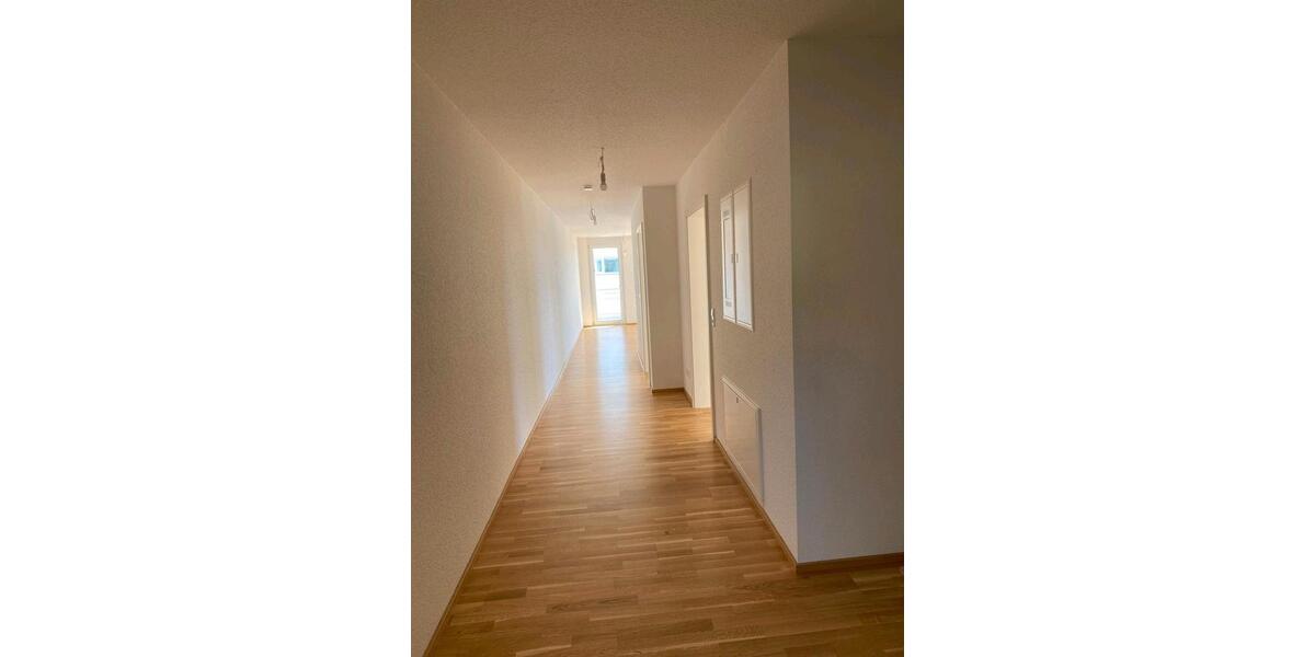 Wohnen auf Zeit Herrenberg - 3 Zimmer, 75 m&sup2;, 690&euro; | Angebot:26543665