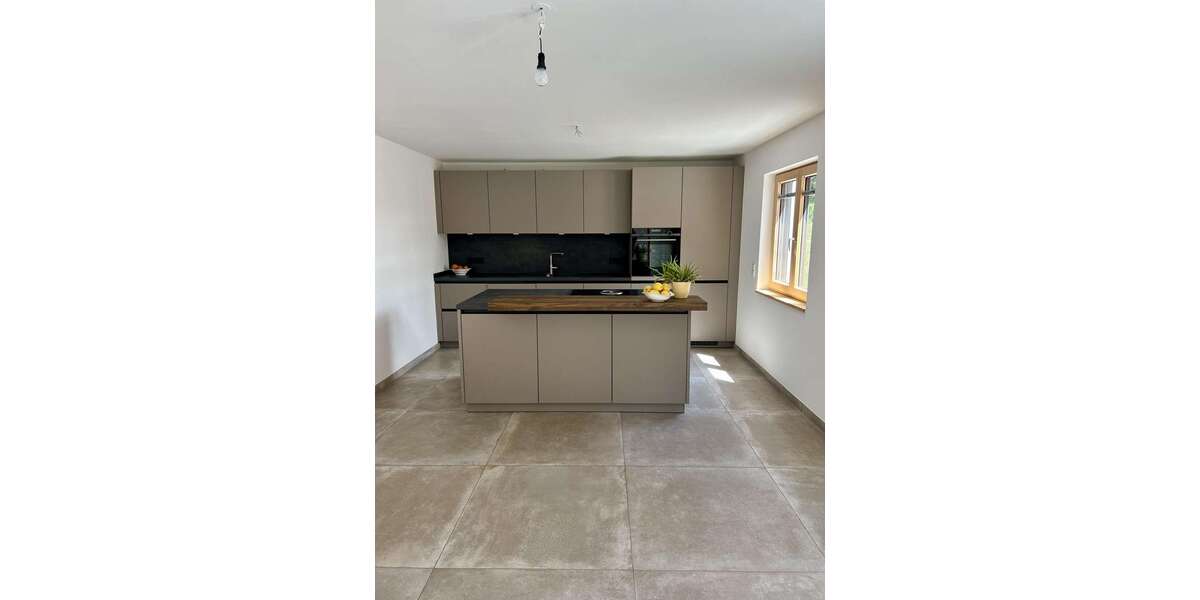 Etagenwohnung Markt Inersdorf - 4 Zimmer, 117 m&sup2;, 1.998&euro; | Angebot:26363614