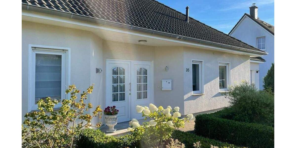 Moderner Bungalow mit Einbauküche, Kamin und Garage in Neuenkirchen 3 zimmer