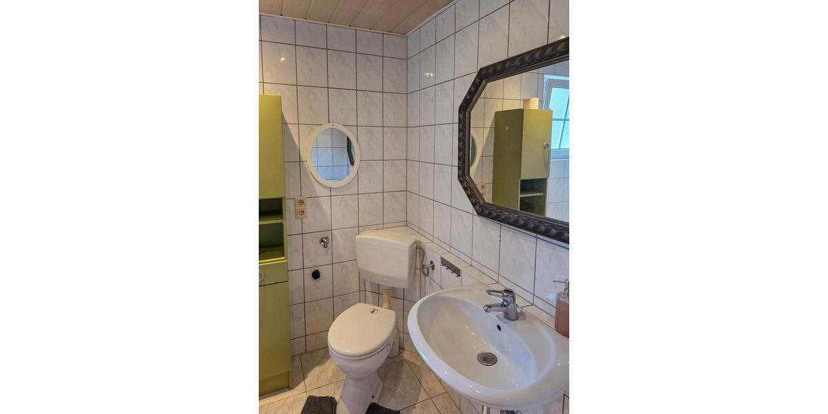 Dachgeschoßwohnung Lambrecht (Pfalz) - 2 Zimmer, 65 m&sup2;, 450&euro; | Angebot:26269187
