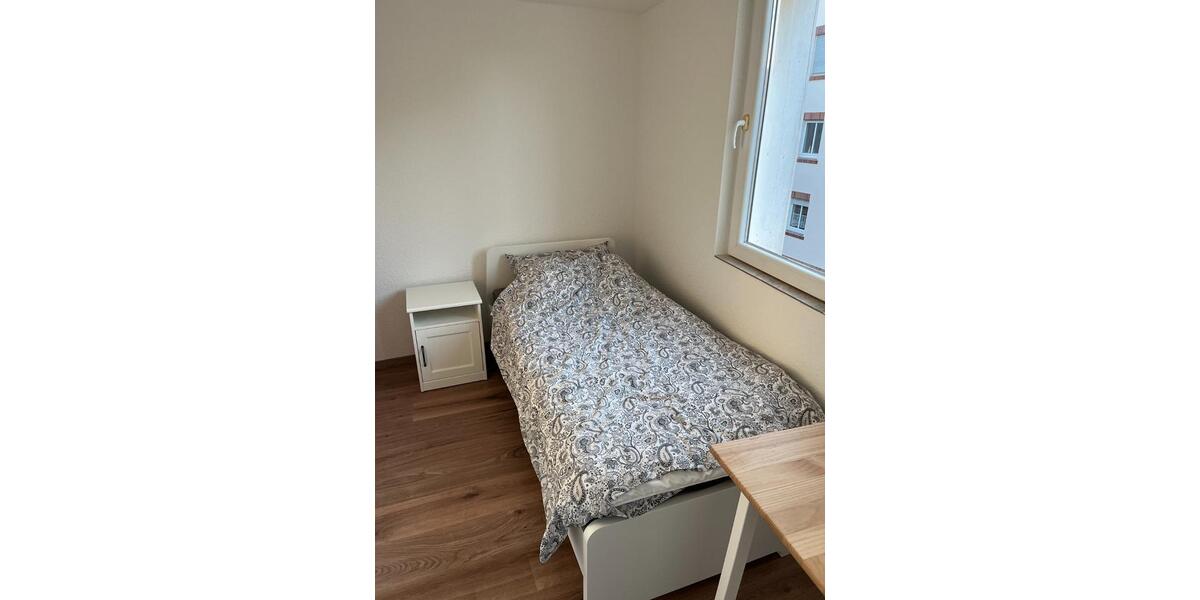 Wohnen auf Zeit Warendorf - 4 Zimmer, 90 m&sup2;, 400&euro; | Angebot:24592245