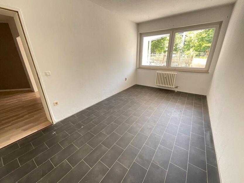 4 Zimmerwohnung mit eigenem Garten