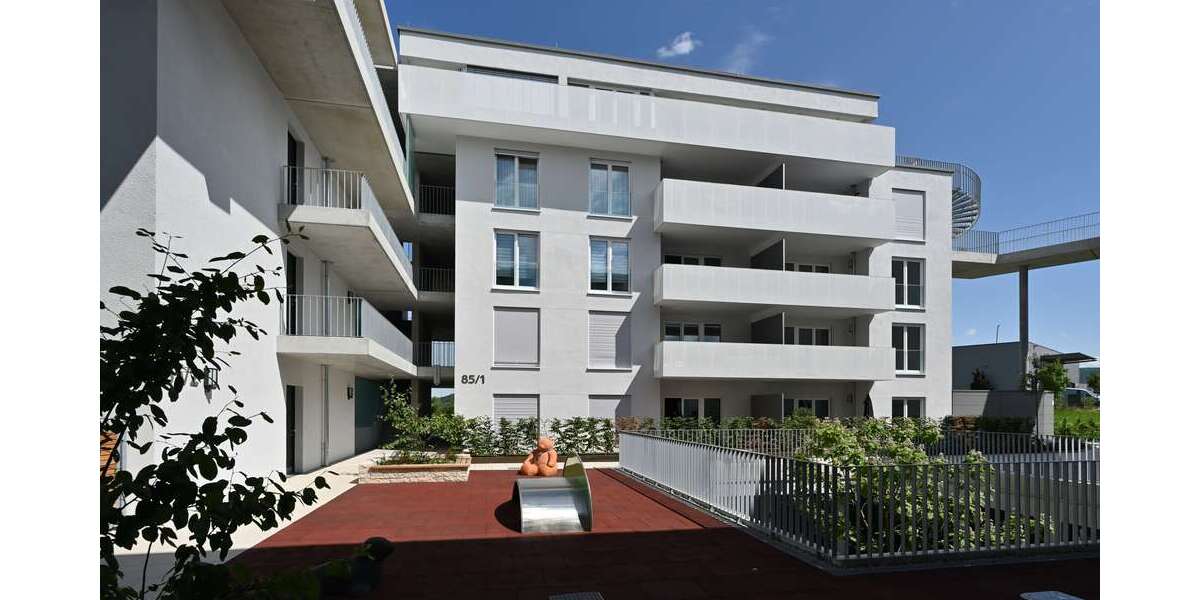 Etagenwohnung Pfullingen - 2 Zimmer, 67 m&sup2;, 920&euro; | Angebot:25377772